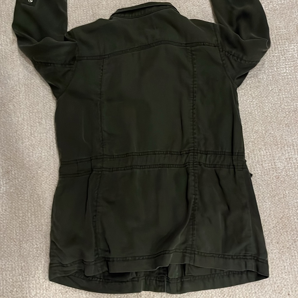 LOFT Jacket - Picture 3 of 4